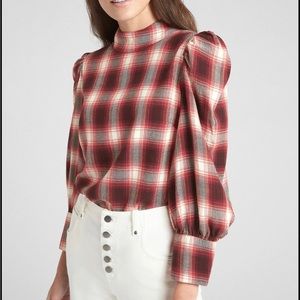 Only worn once GAP Puff-Sleeve Plaid Mockneck Top